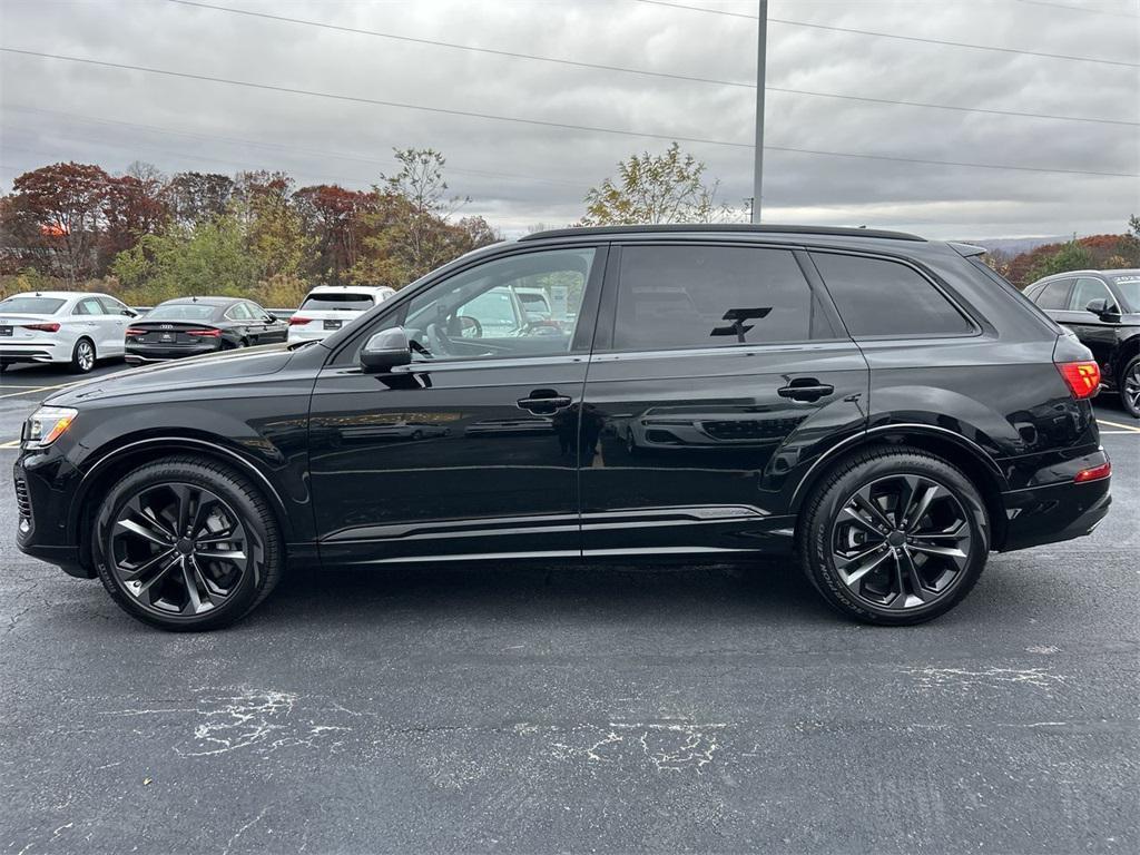 new 2026 Audi Q7 car, priced at $78,445