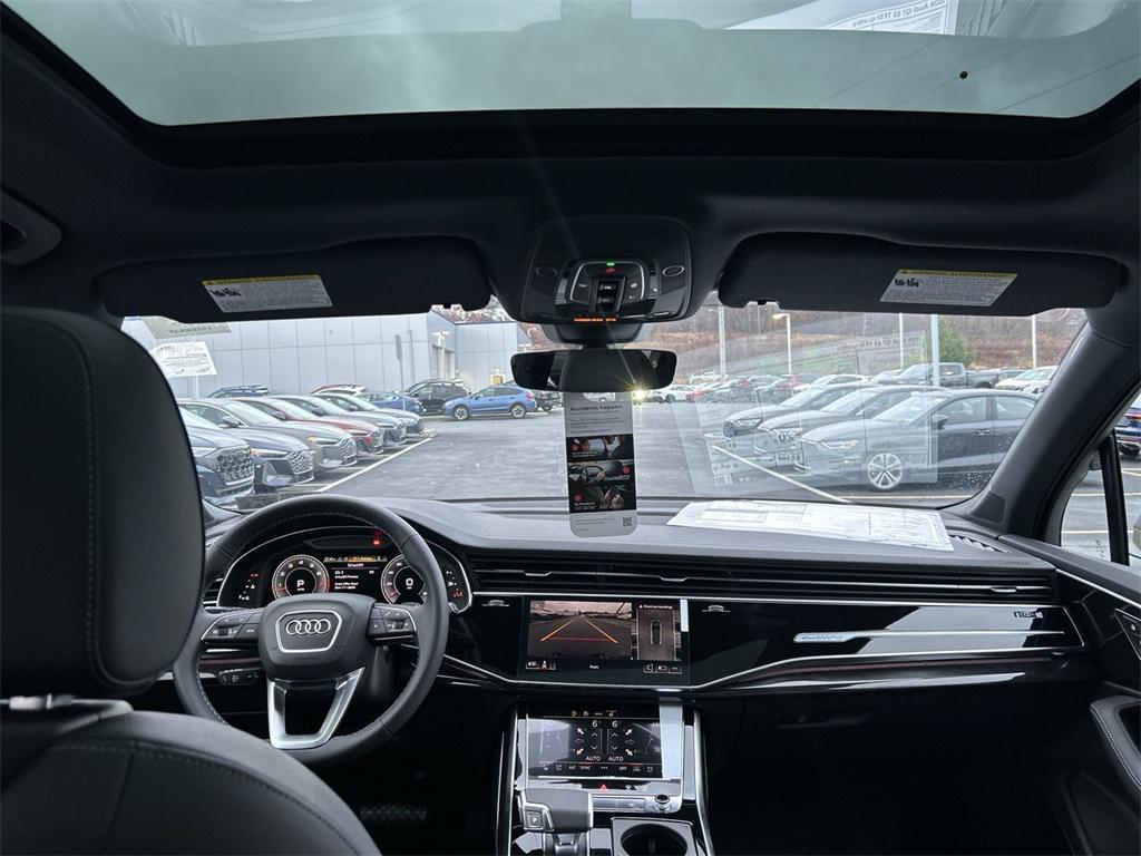 new 2026 Audi Q7 car, priced at $78,445