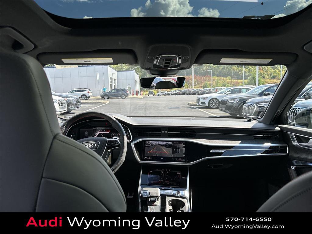 new 2026 Audi RS 6 Avant car, priced at $152,670