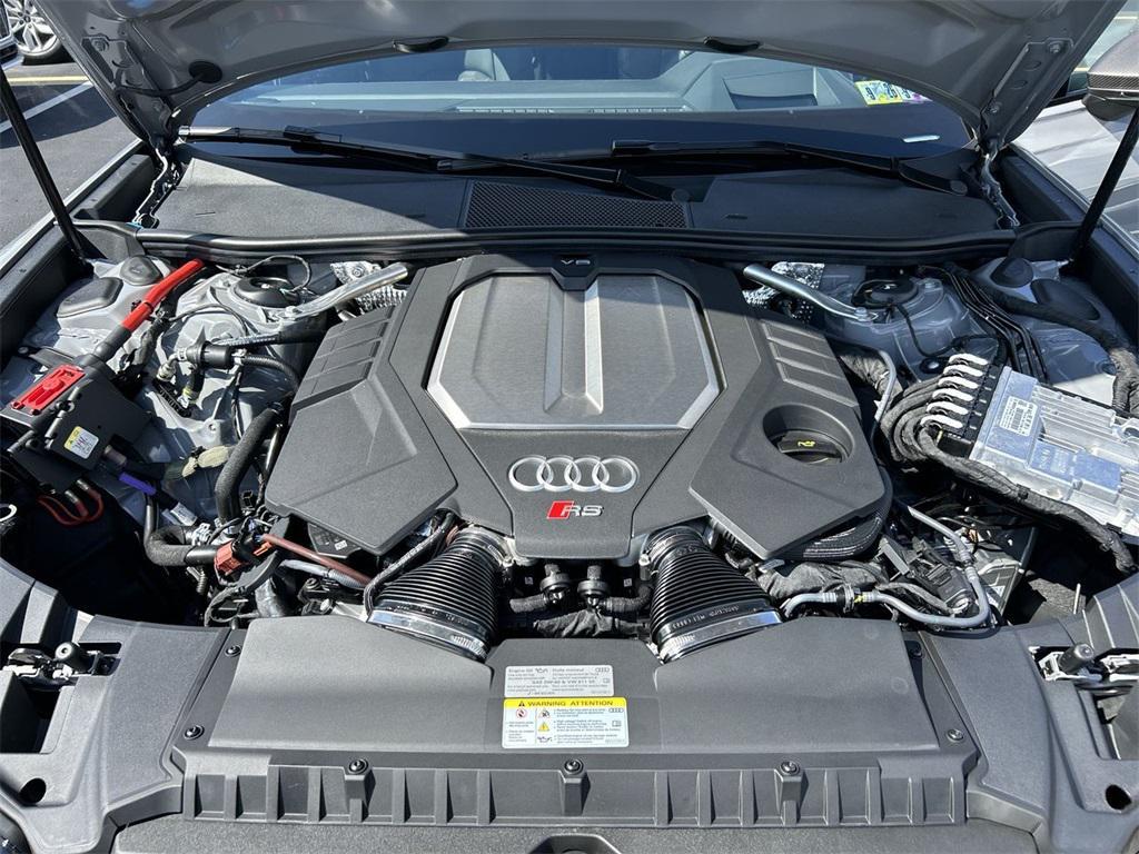 new 2026 Audi RS 6 Avant car, priced at $152,670