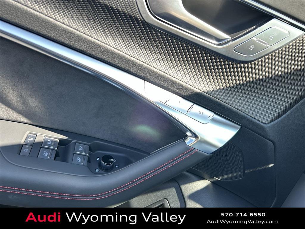 new 2026 Audi RS 6 Avant car, priced at $152,670