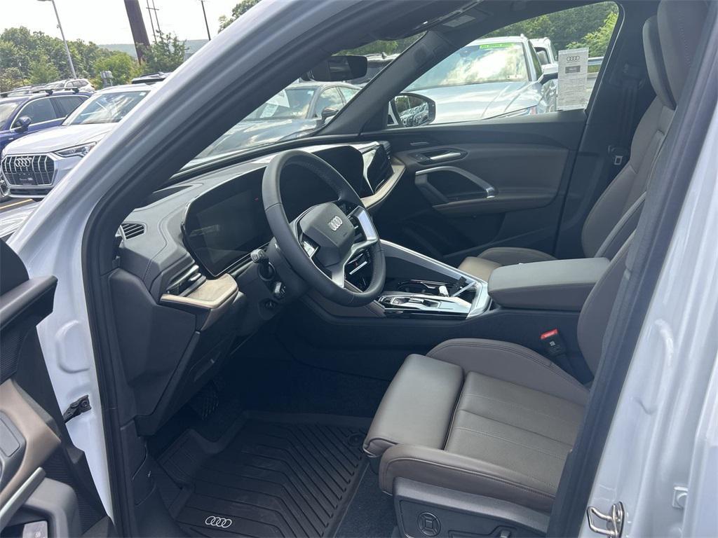 new 2025 Audi Q5 car, priced at $61,430