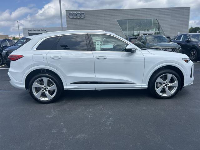 new 2025 Audi Q5 car, priced at $61,430