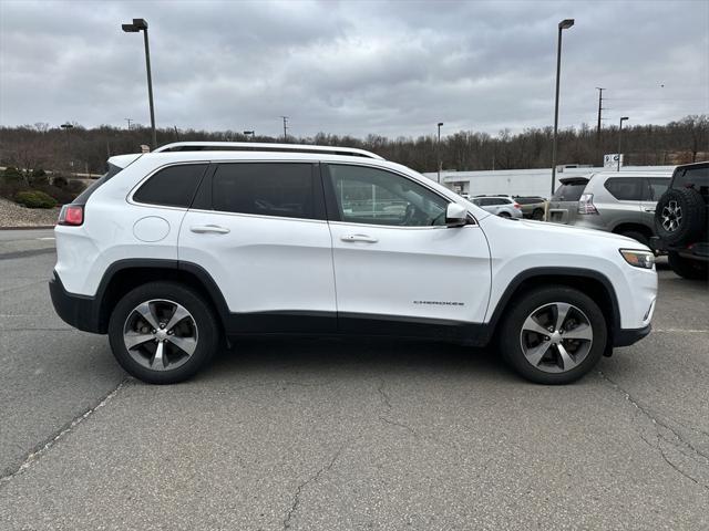 used 2019 Jeep Cherokee car, priced at $18,590