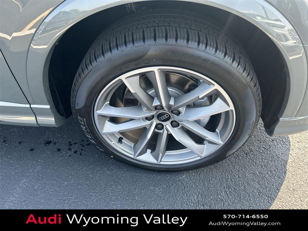 new 2025 Audi Q3 car, priced at $46,110