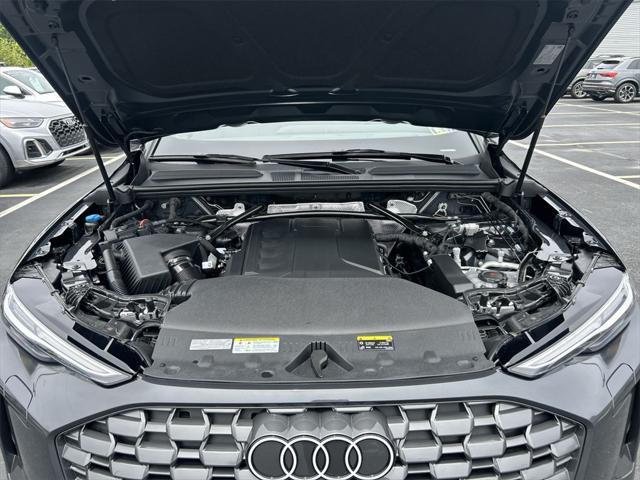 new 2025 Audi Q5 car, priced at $60,975