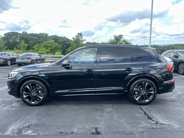 new 2025 Audi Q7 car, priced at $77,580
