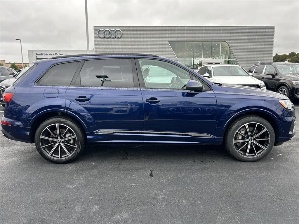 used 2022 Audi Q7 car, priced at $42,979