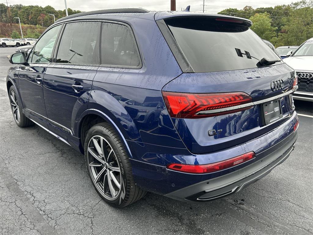 used 2022 Audi Q7 car, priced at $42,979