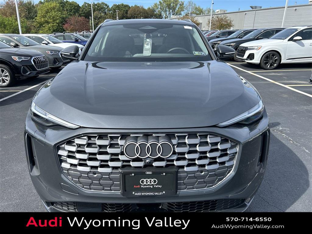 new 2025 Audi Q5 car, priced at $62,080