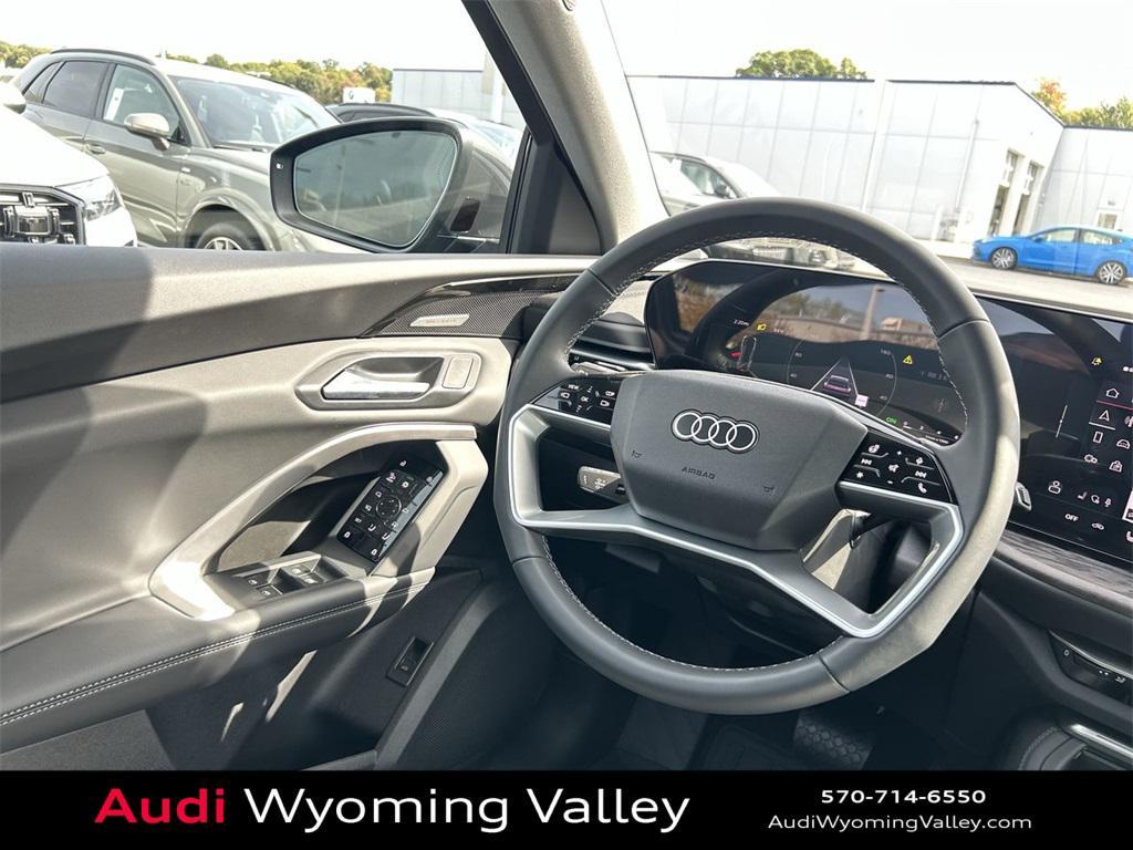 new 2025 Audi Q5 car, priced at $62,080