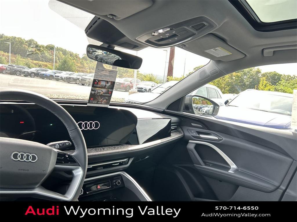 new 2025 Audi Q5 car, priced at $62,080