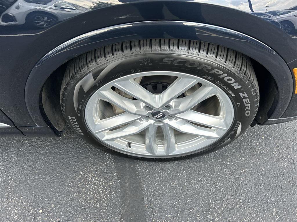 used 2018 Audi Q7 car, priced at $21,989