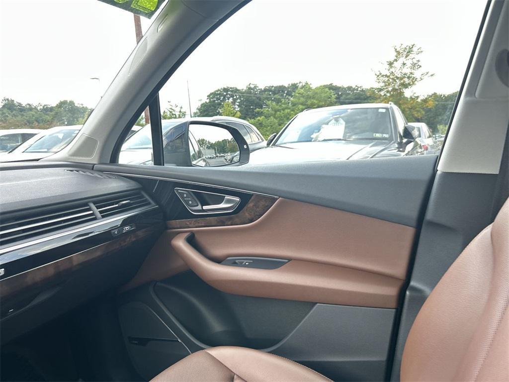 used 2018 Audi Q7 car, priced at $21,989
