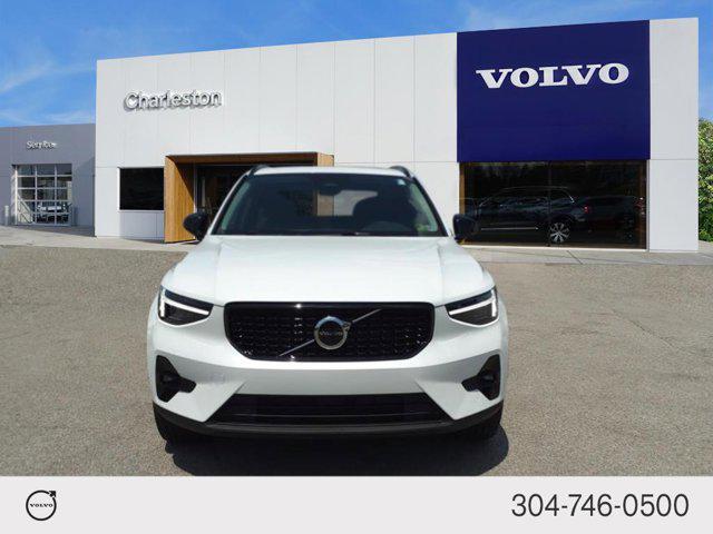 new 2025 Volvo XC40 car, priced at $48,100