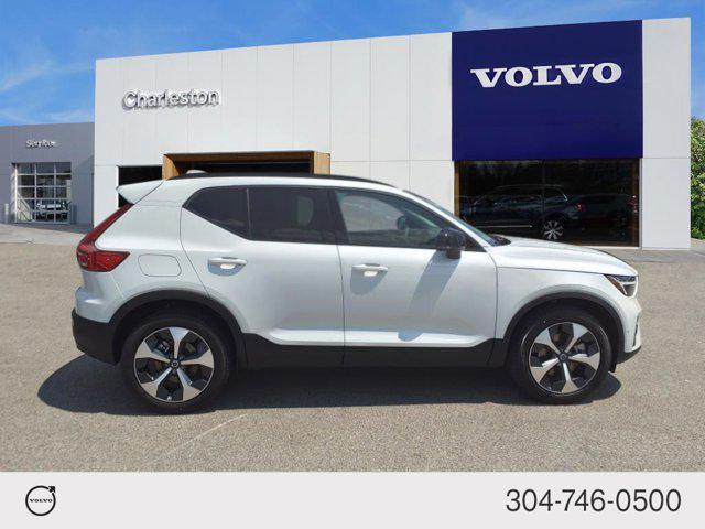 new 2025 Volvo XC40 car, priced at $48,100