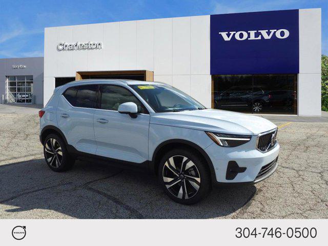 new 2025 Volvo XC40 car, priced at $52,000