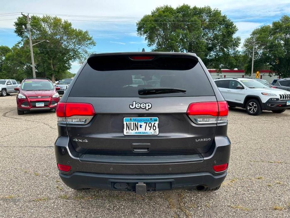 used 2017 Jeep Grand Cherokee car, priced at $14,995