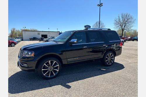 used 2017 Lincoln Navigator car, priced at $30,995