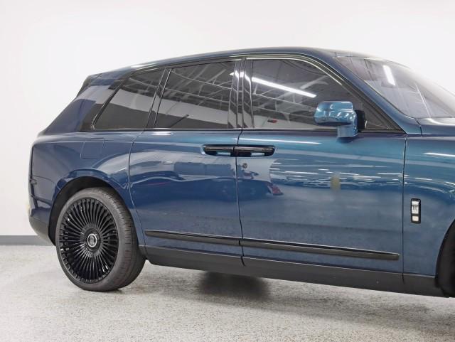 used 2022 Rolls-Royce Cullinan car, priced at $289,991