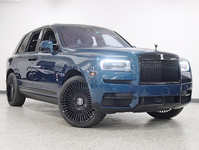 used 2022 Rolls-Royce Cullinan car, priced at $289,991