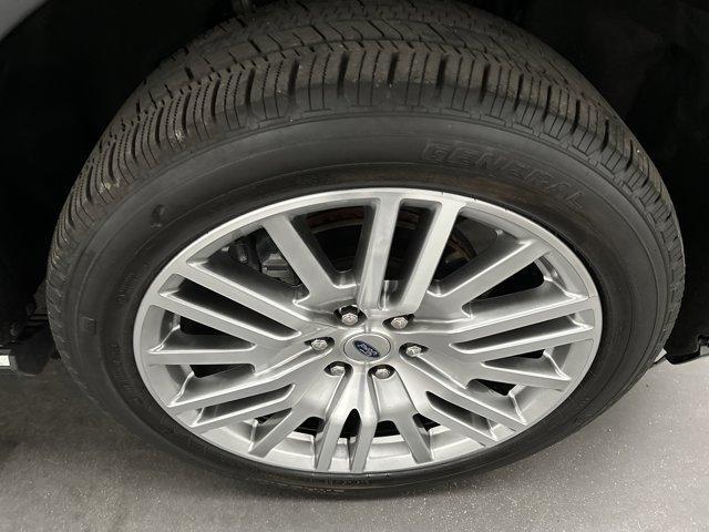used 2024 Ford Expedition car, priced at $58,400