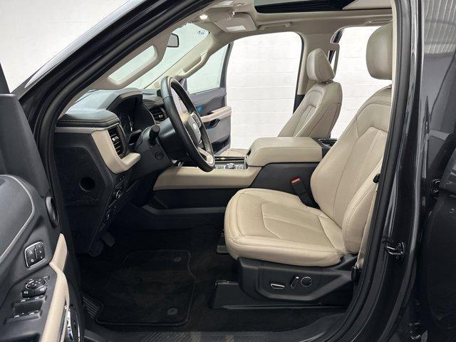 used 2024 Ford Expedition car, priced at $58,400