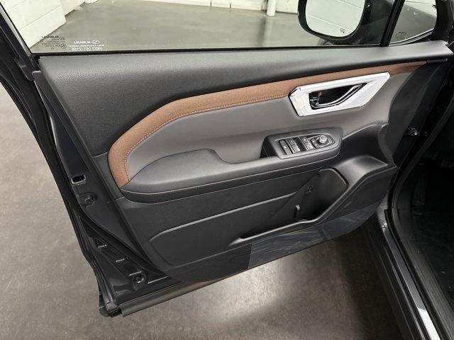 new 2025 Subaru Forester car, priced at $36,075