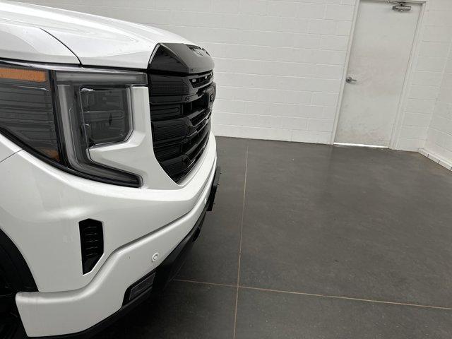 used 2024 GMC Sierra 1500 car, priced at $50,900