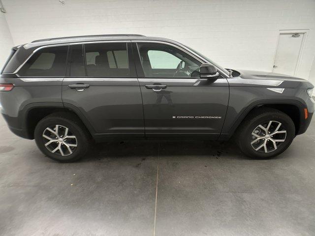 used 2024 Jeep Grand Cherokee car, priced at $34,600