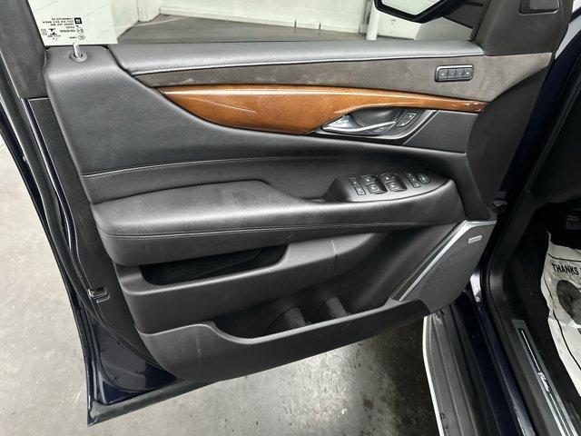 used 2020 Cadillac Escalade car, priced at $35,100