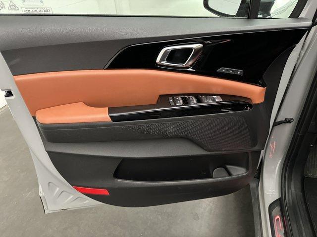 used 2024 Kia Carnival car, priced at $41,300