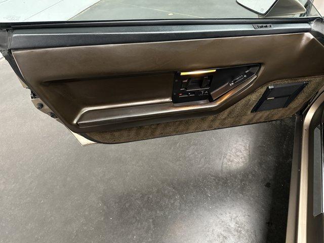 used 1984 Chevrolet Corvette car, priced at $9,000