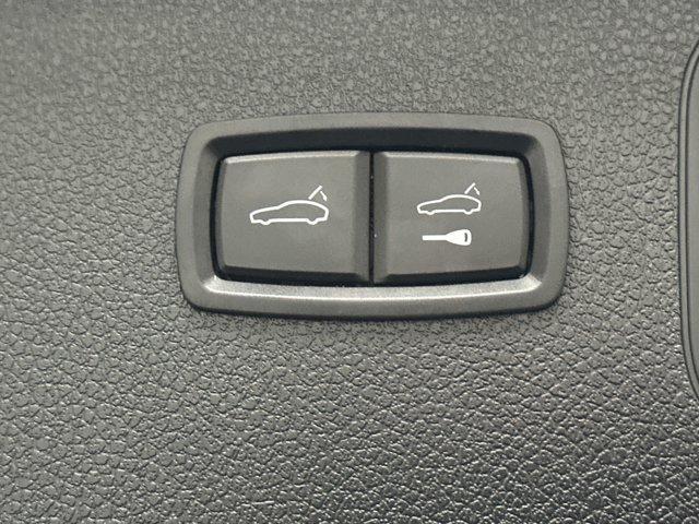 used 2018 Porsche Macan car, priced at $31,200