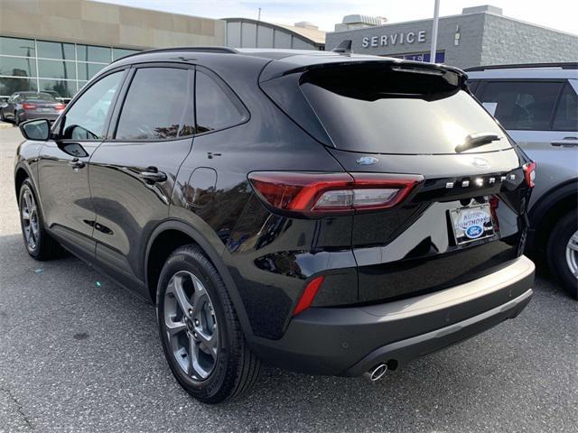 new 2025 Ford Escape car, priced at $30,450