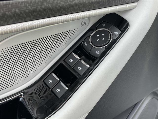 new 2025 Ford Explorer car, priced at $53,395
