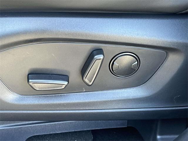 new 2025 Ford Explorer car, priced at $44,524