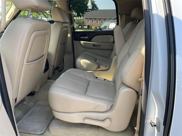 used 2007 GMC Yukon XL car, priced at $19,921