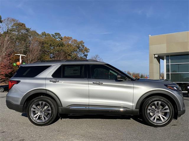 new 2025 Ford Explorer car, priced at $44,472