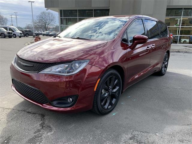 used 2020 Chrysler Pacifica car, priced at $24,600