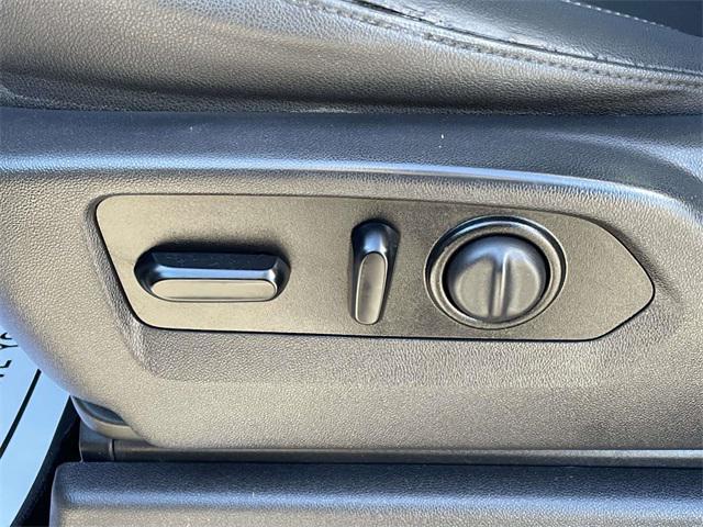 used 2021 Chevrolet Silverado 1500 car, priced at $35,821