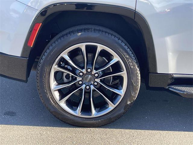 used 2024 Jeep Wagoneer car, priced at $51,981