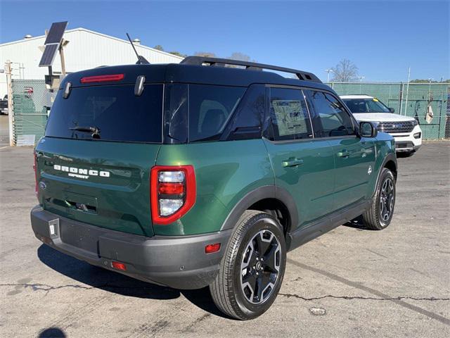 new 2024 Ford Bronco Sport car, priced at $35,183