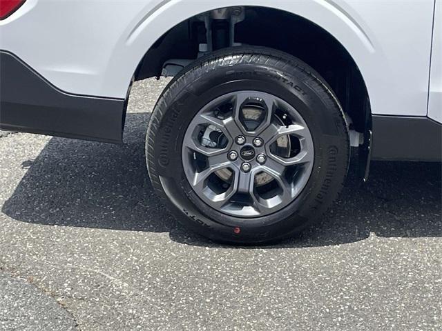 new 2025 Ford Maverick car, priced at $32,538