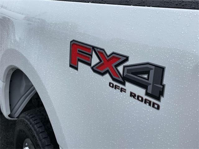 new 2025 Ford F-250 car, priced at $75,570