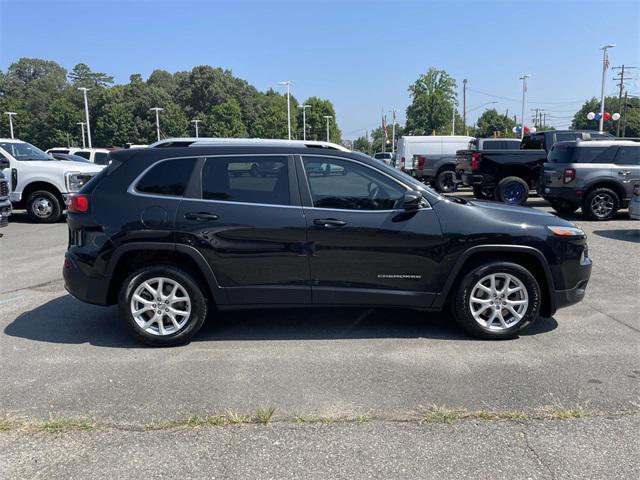 used 2015 Jeep Cherokee car, priced at $9,321