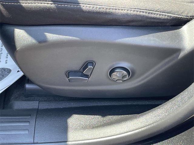 used 2015 Jeep Cherokee car, priced at $9,321