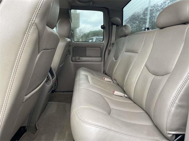 used 2004 GMC Sierra 2500 car, priced at $18,421