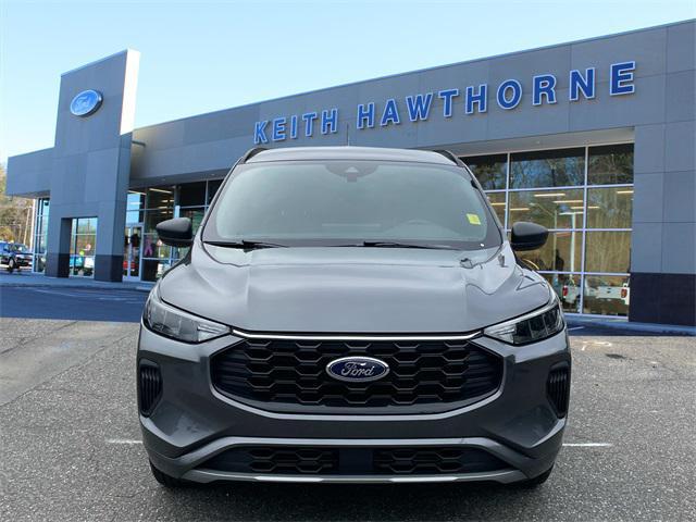 used 2024 Ford Escape car, priced at $25,600