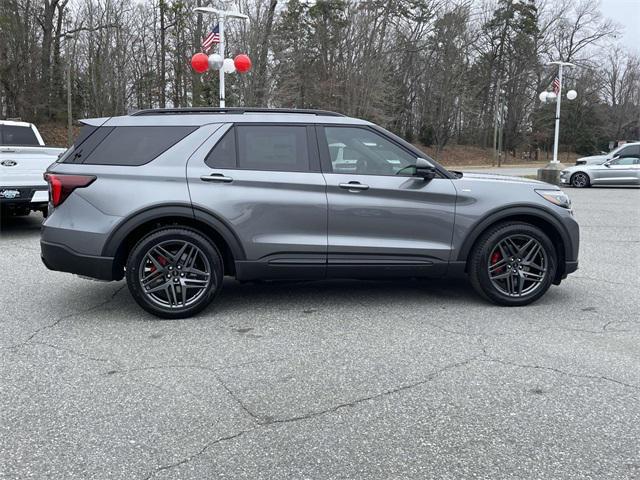 new 2025 Ford Explorer car, priced at $44,961